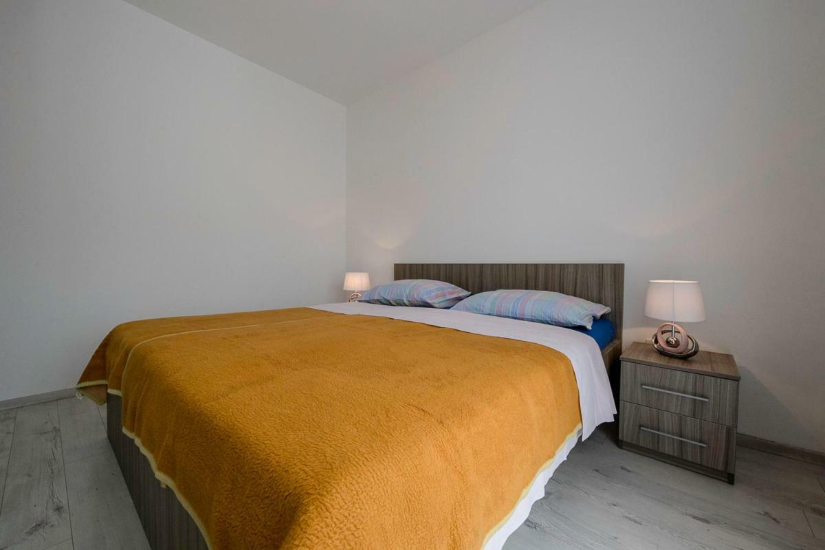 Banjol Apartman Jasmina מראה חיצוני תמונה